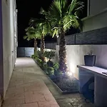 Maris Villa *